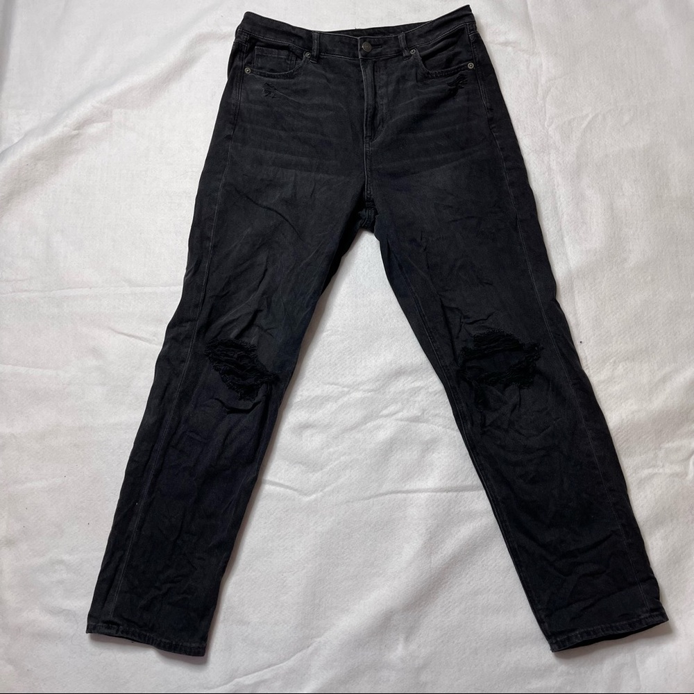 - Black American Eagle Mom Jeans
